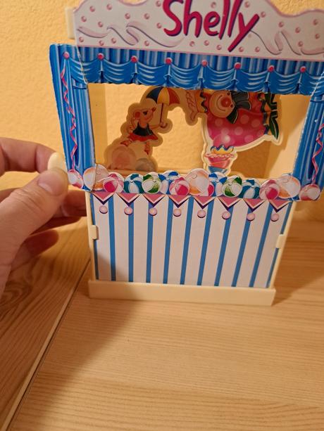 Barbie shelly surprise birthday playset, 