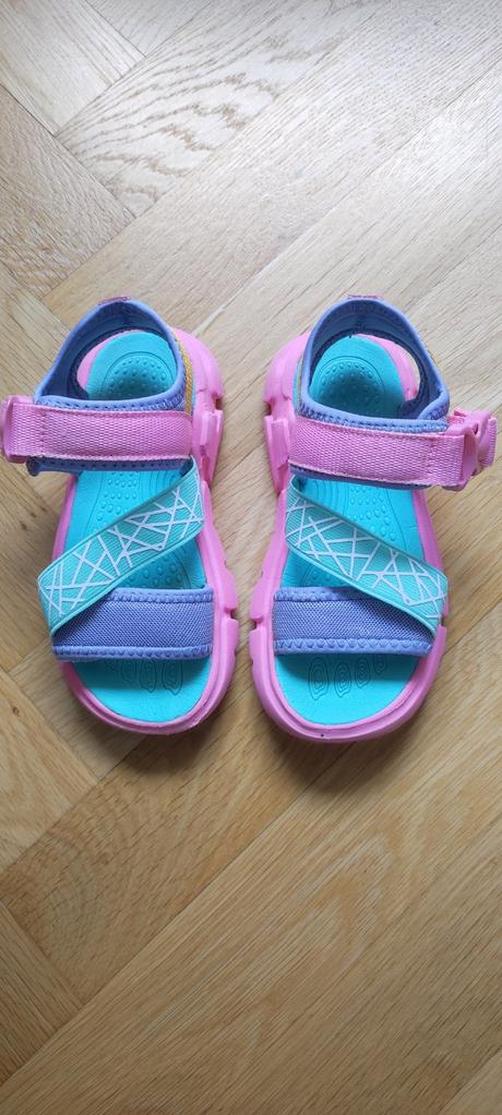 Sandálky, 29