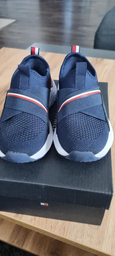 Chlapvenske tenisky tommy hilfiger.velkost 31, tommy hilfiger,31