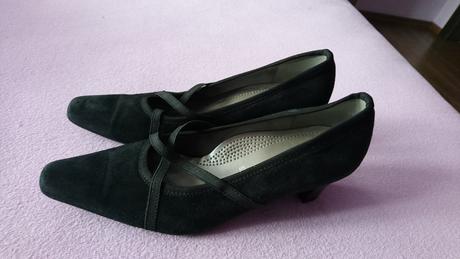 Slavnostne topanky, 38