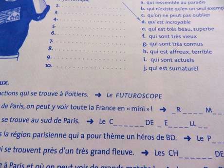 Učebnica francúžštiny 2 ks,