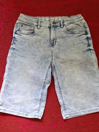 Elastické riflové kraťasy, c&a,152