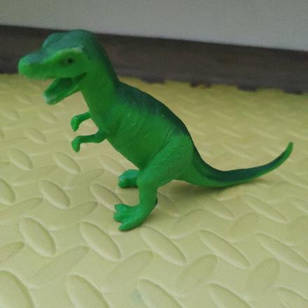 Dinosaurus 9 cm,