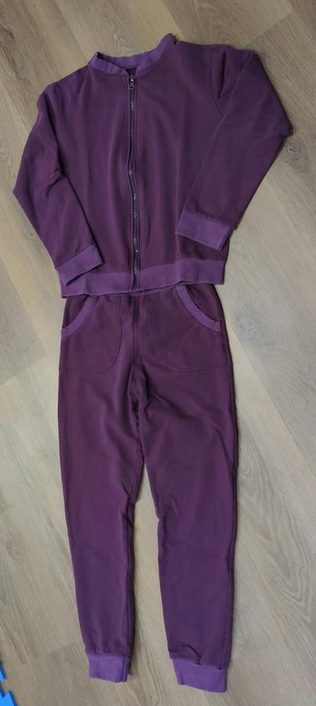 Dievčenská tepláková súprava veľkosť 134, 134