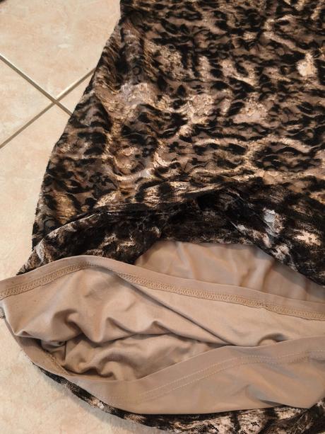 Šaty s leopardím vzorom krátke, s