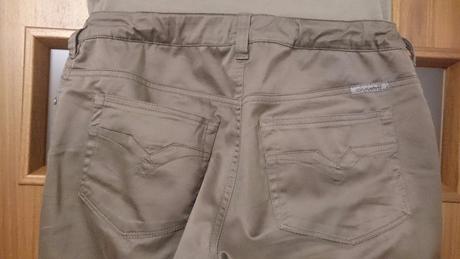 Tehotenské nohavice, 38