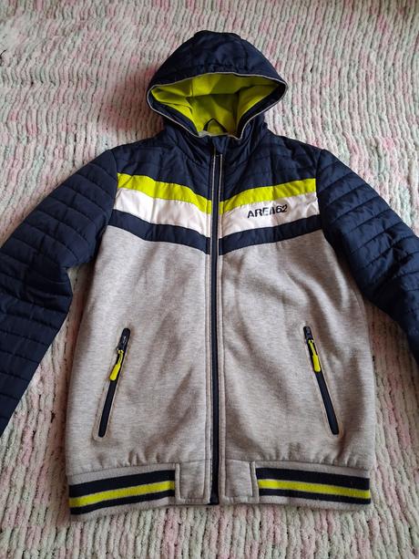 Bunda prechodna, chapter young,158