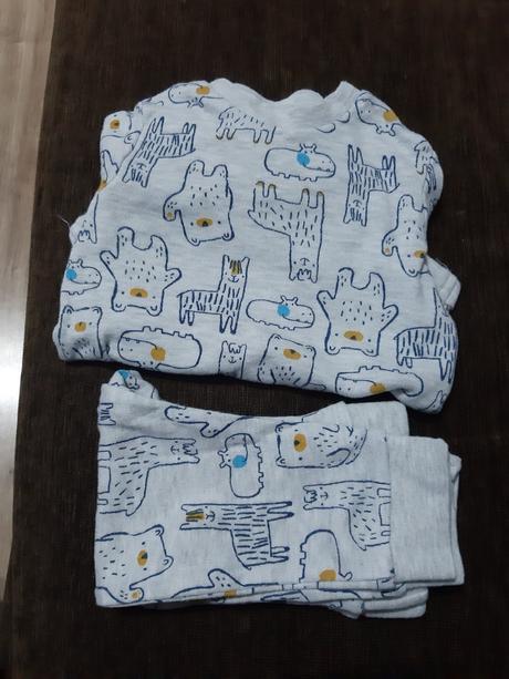 Body  a  legíny  f&f   vel. 68, f&f,68