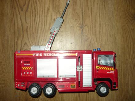 Veľké požiarnické auto 32 cm, 