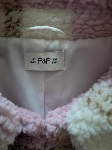 Dievcenska bundicka, f&f,116