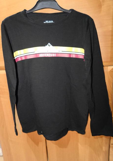 Tričko čierne, reserved,146