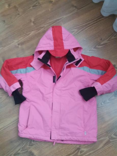 Ružová vetrovka, 152