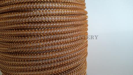 Šnúrka s lurexom 2 mm - škoricovo zlatá svetlejšia, 