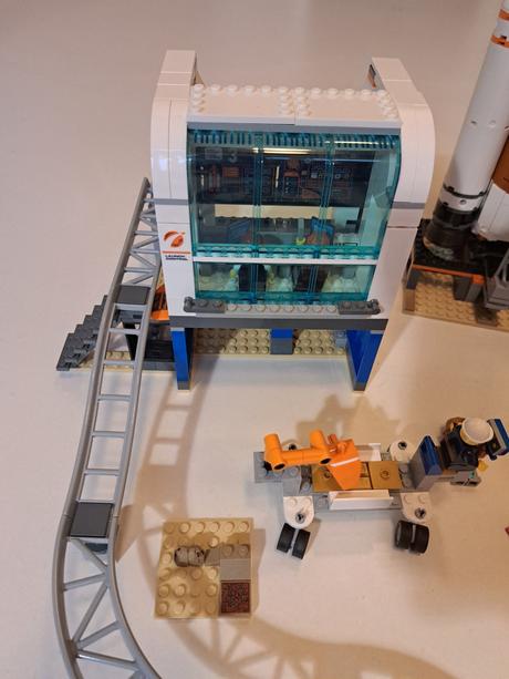 Lego 60228 štart vesmírnej rakety,