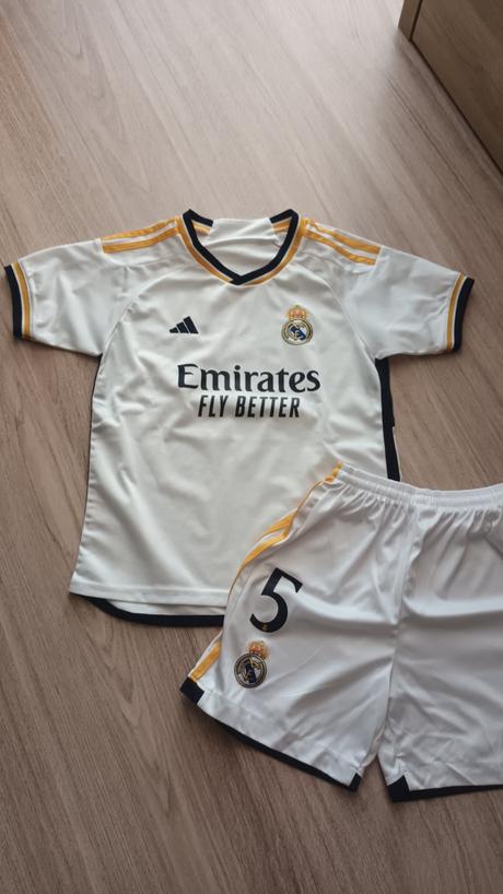 Futbalový dres, 146