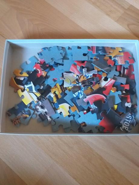 Mam na predaj puzzle,