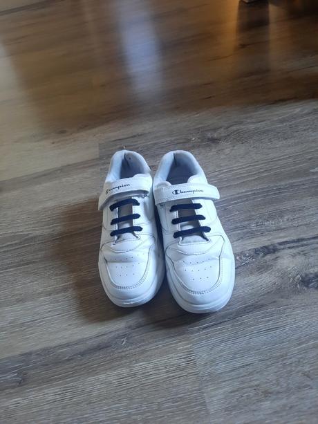 Tenisky, champion,35