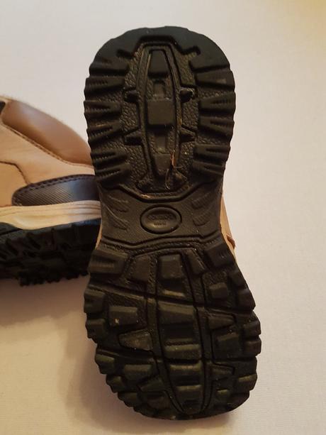 Predám detské topánky zn. newbalance, new balance,28