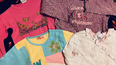 Trička 4 kusy na 3-4 roky 104, 104