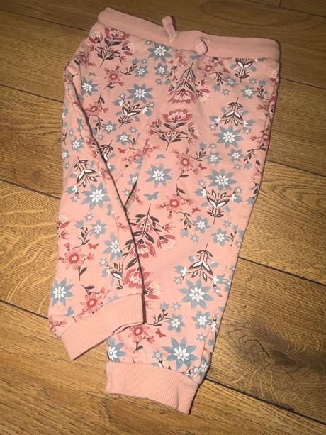 Dievčenské tepláky s kvetinovým vzorom, pepco,92