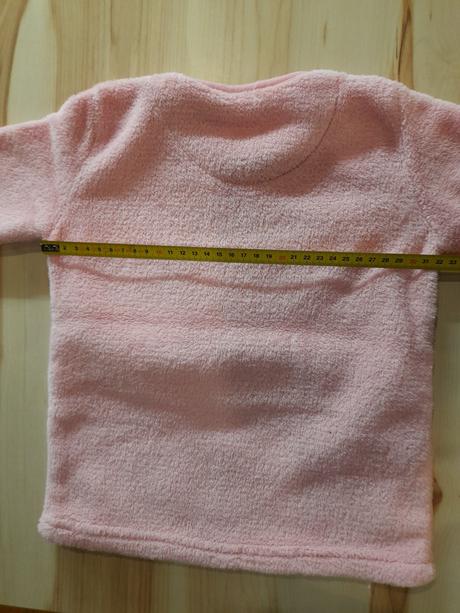 Ružová chlpatka, 98