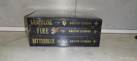 Kristin cashore - realm series, 