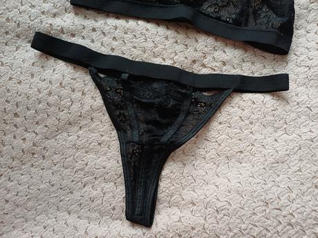 Čierny set čipkovaného spodného prádla, bonprix,s