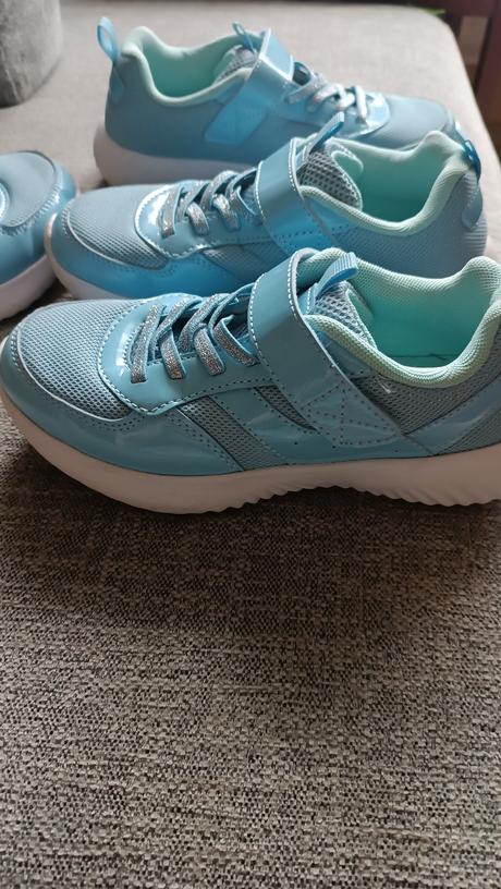 Tenisky graceland, 32