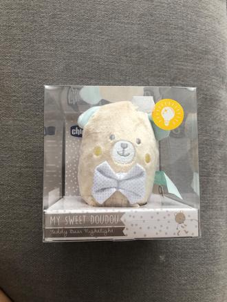 Nocne svetlo macko chicco,