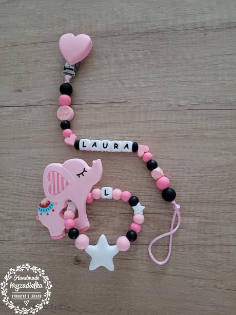 Hryzadielka a retiazky na cumlík, 