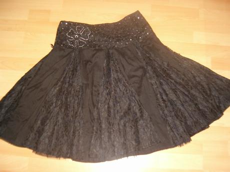 Sukňa s čipkou, m