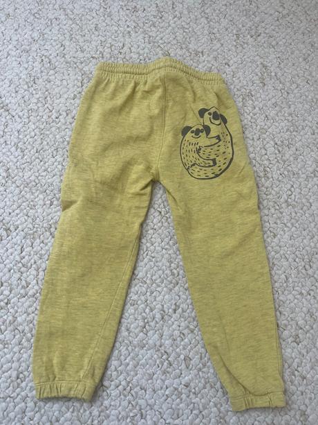 Teplaky reserved, reserved,104