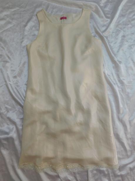 Velmi pekne elegantne šaty na slavnost, 42