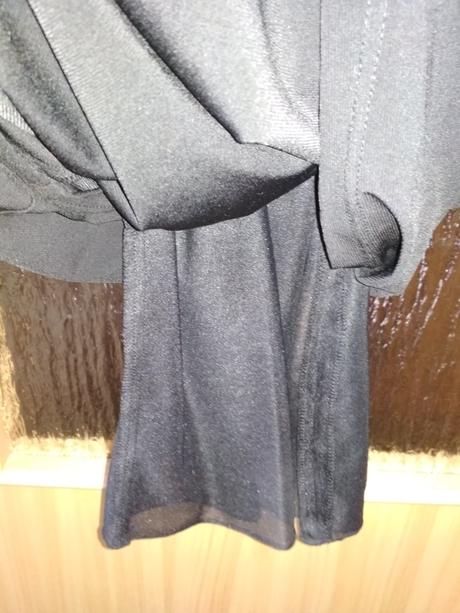 Elegantné šaty, 44