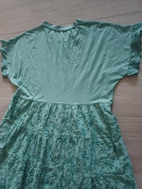 Madeirové šaty l, l