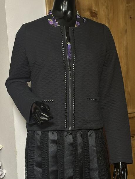 Krátke čierne bolerko zn. gaudi jeans, gaudi,l