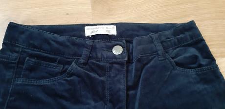 Tmavomodré rifle, alive,152