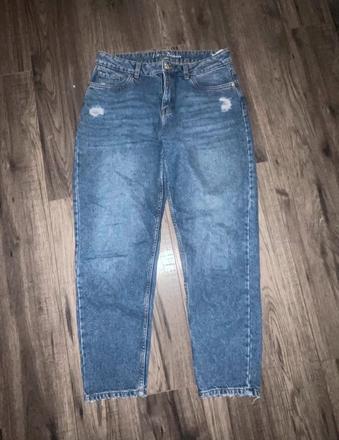 Mom fit džínsy, 40