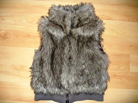 Huňatá vesta, h&m,152