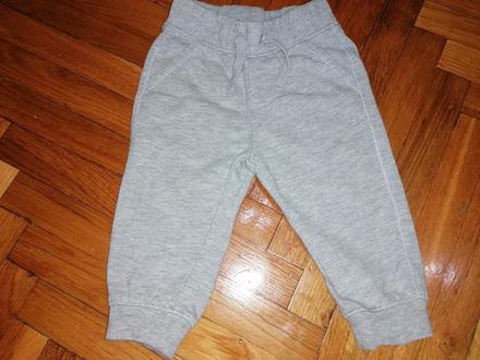 Sivé tepláky, baby club,74