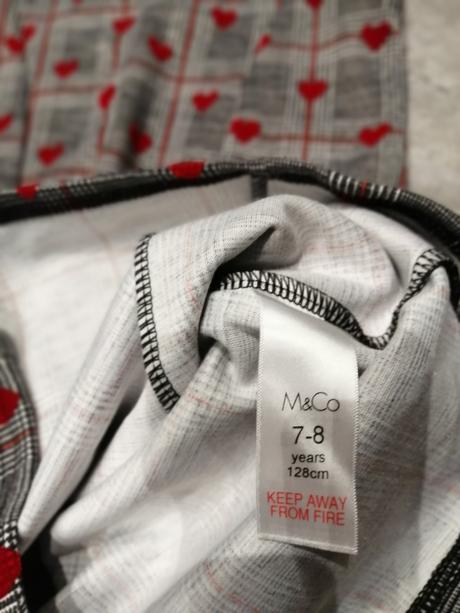Šaty so srdiečkami maco. v128, 6-7 r., marks & spencer,128