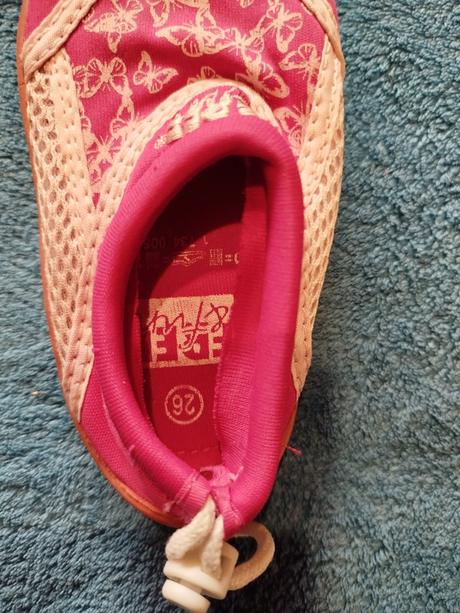 Topánočky do vody, 26