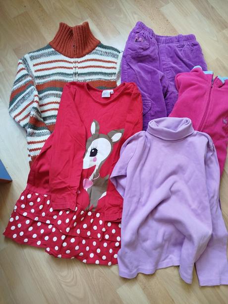 Mix oblečenia, 122–134