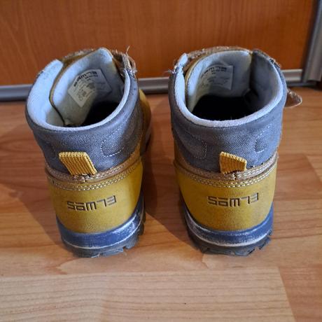 Topanky vyssie, s.a.m,34