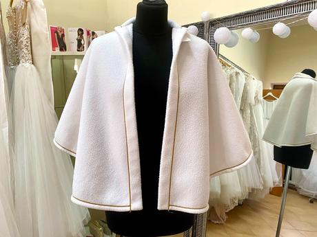 Pelerínka bielej farby veľkosť - uni,