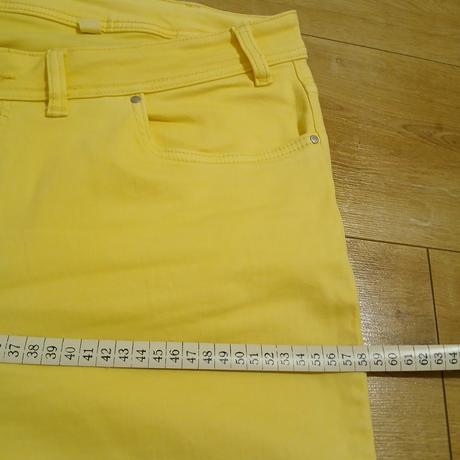 Bledožlté 7/8 rifle, tchibo,48