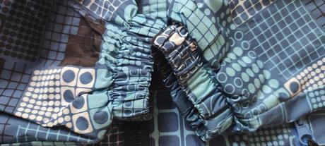 Prechodná vetrovka, 122