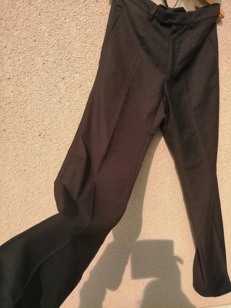 Kvalitny oblek slovensky pre vysokeho stihleho, 50