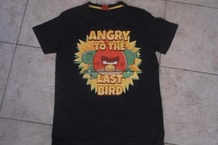 Tmavomodré tričko, 152