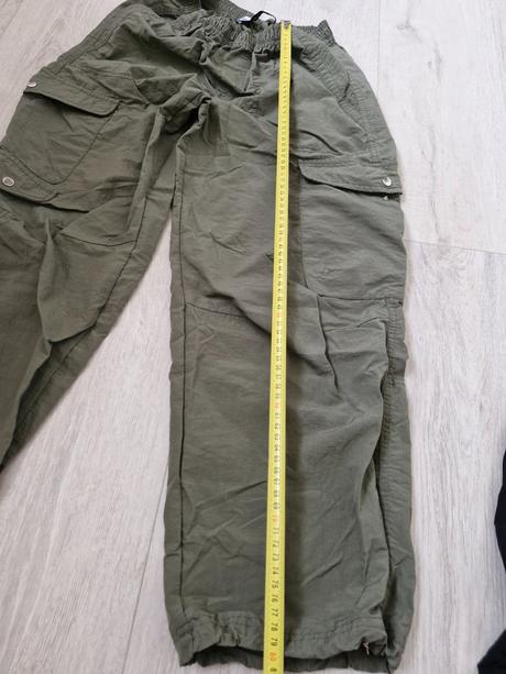 Padákové nohavice, bershka,146